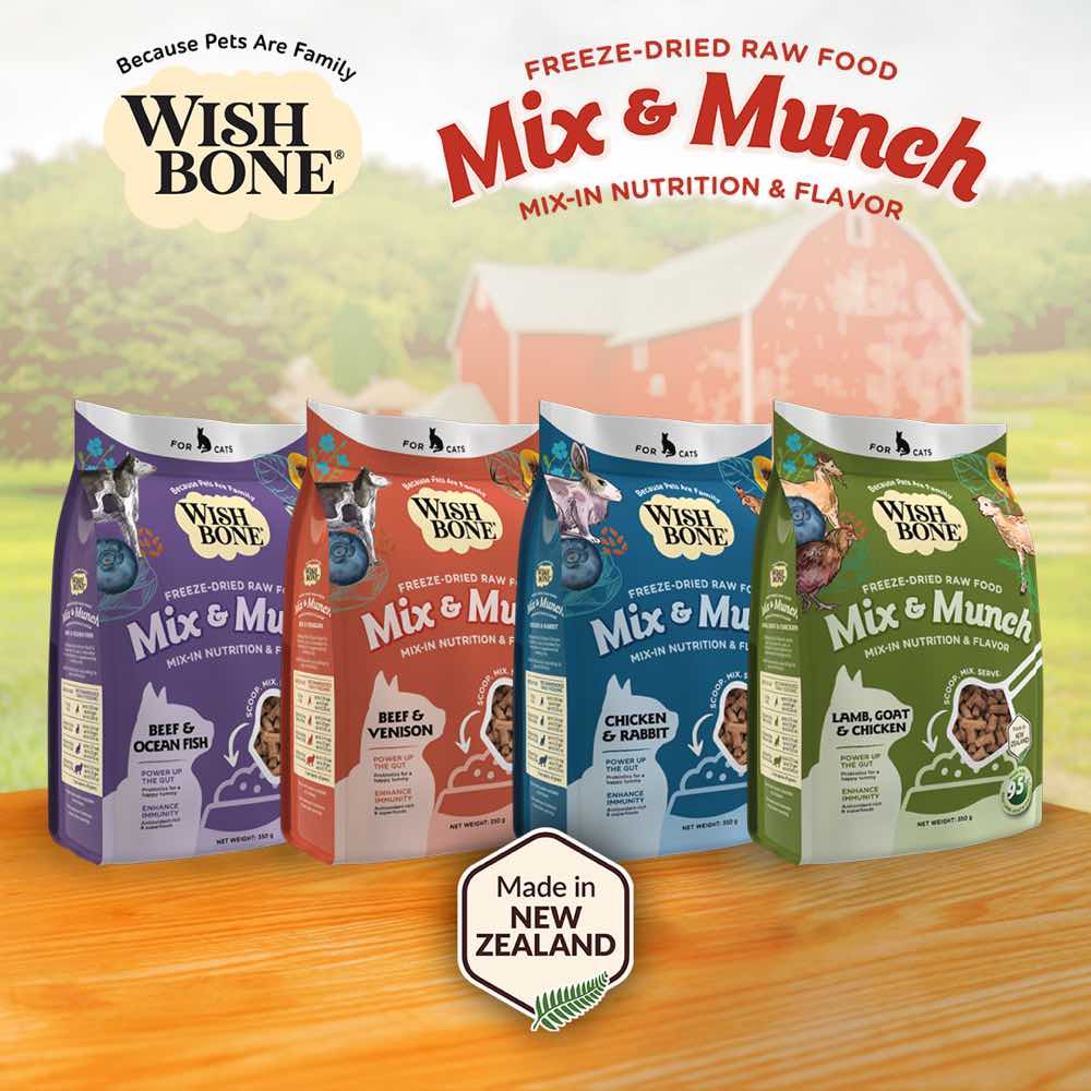 Wishbone Cat 350g Mix & Munch Beef and Venison Freeze Dried Raw Cat Food image 9